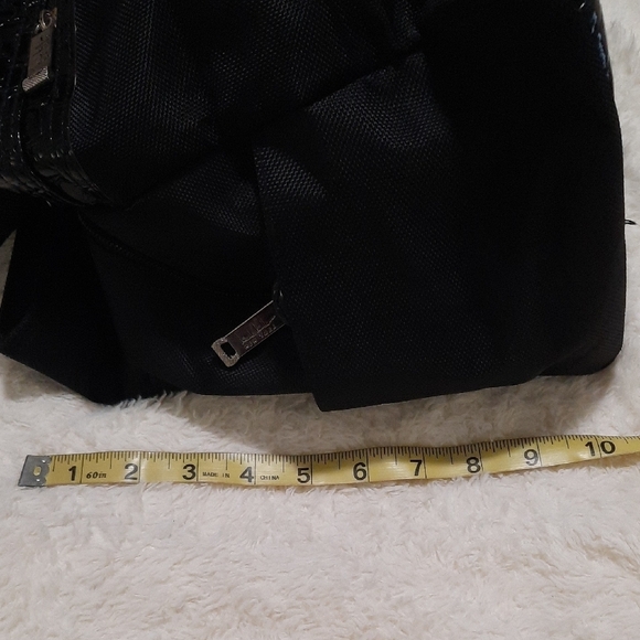 Nicole Miller New York Classic Black Overnight Shoulder Bag wi - Picture 11 of 14